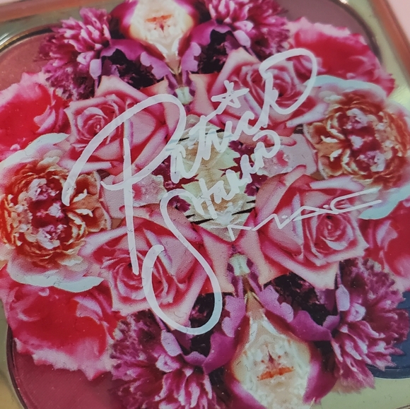 MAC x Patrick Starrr Floral Realness Collection Eyeshadow Quad - Play With Me - Picture 9 of 13